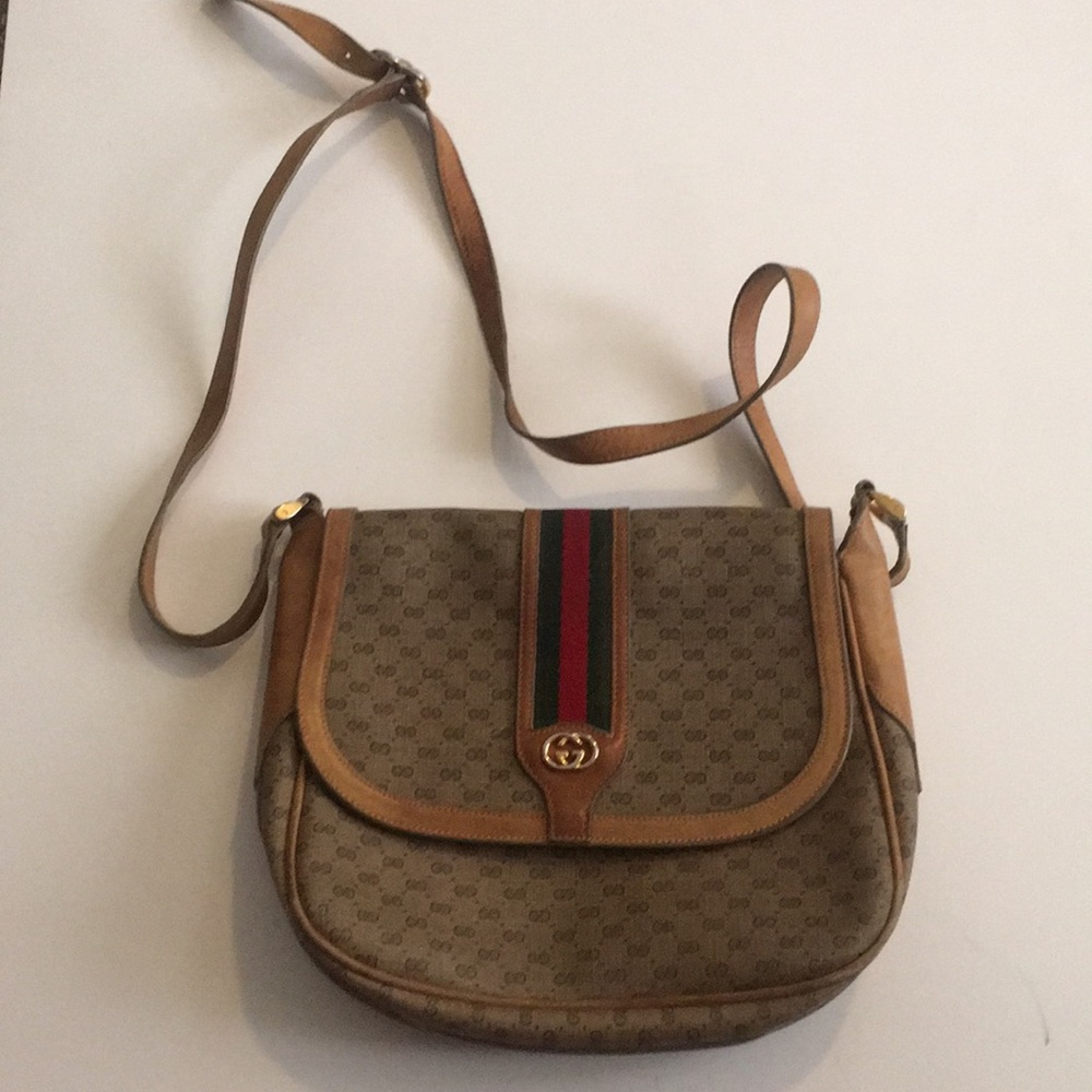 SOLD Authentic guccib supreme web Crossbody Purse
